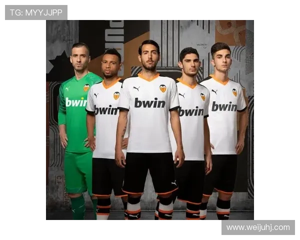 瓦伦西亚管理层决策争议显现,对球队稳定性与发展规划形成影响 瓦伦西亚管理层决策争议显现,对球队稳定性与发展规划形成影响